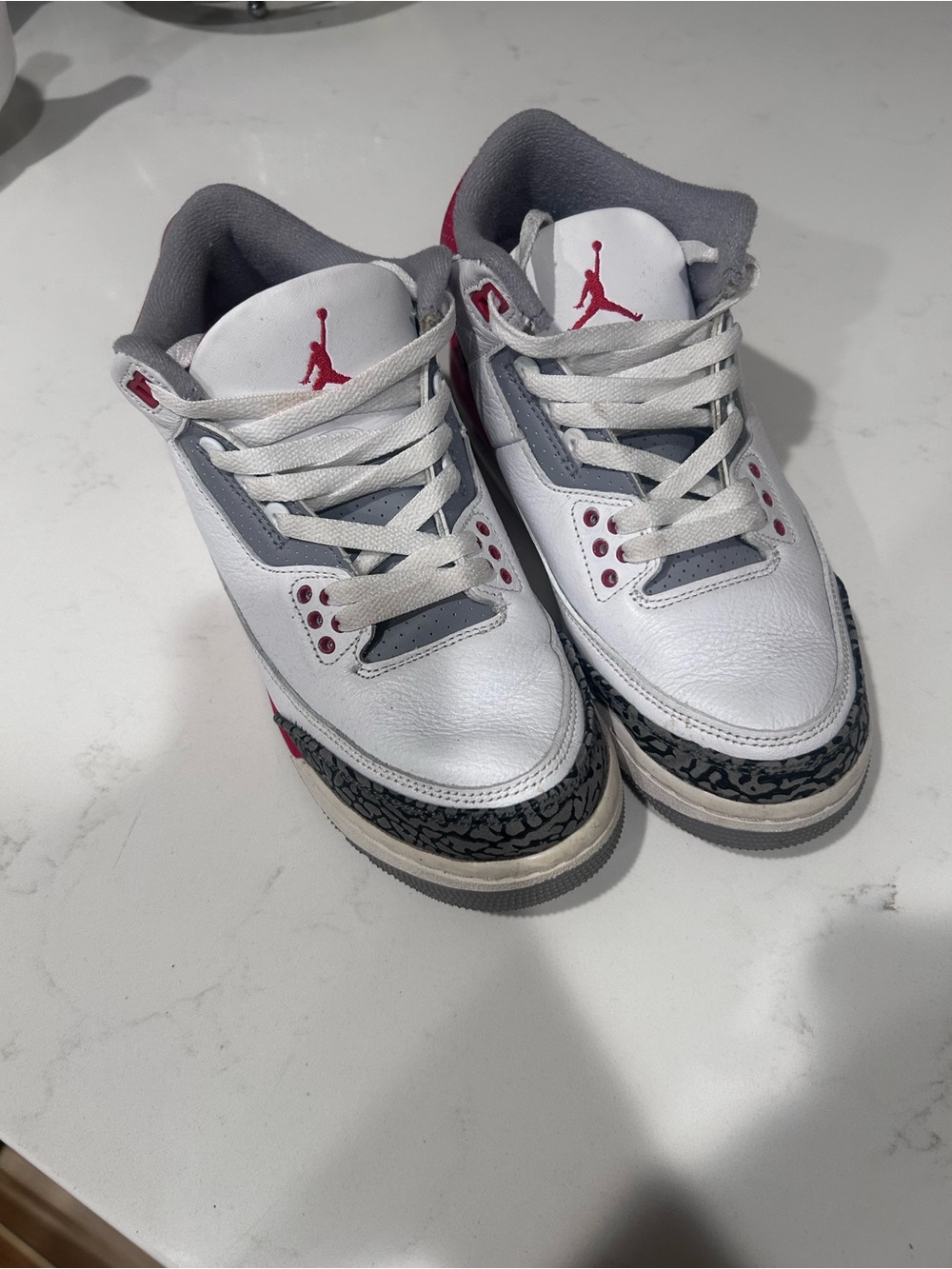 (Y size)White/Grey/red Retro Basketball Sneakers